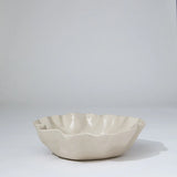 Ruffle Bowl Chalk White | L