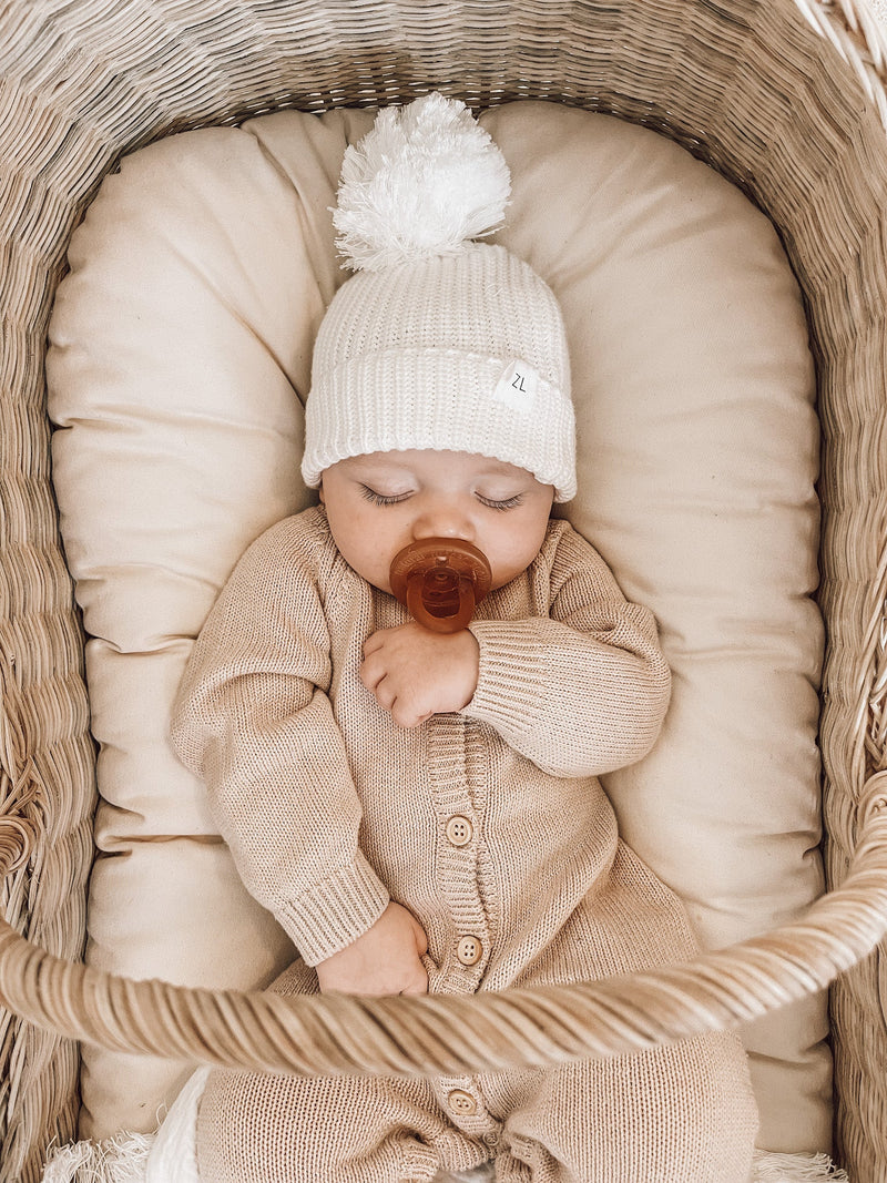 BEANIE | MILK