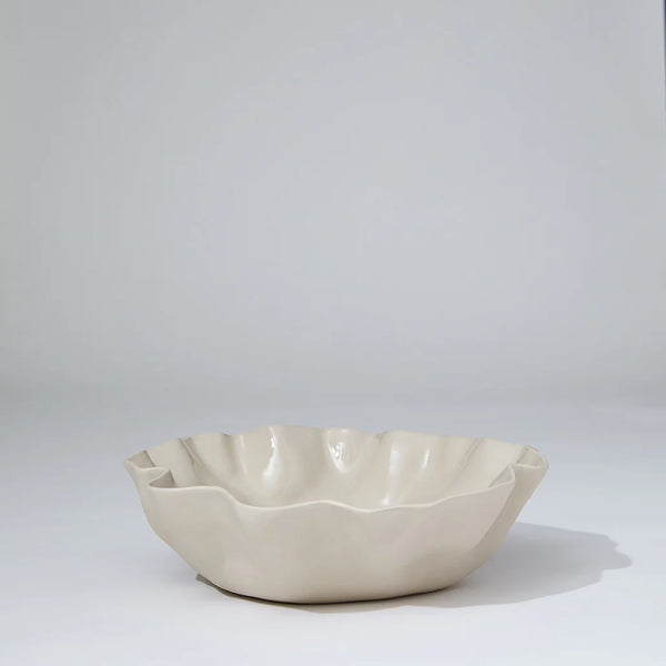 Ruffle Bowl Chalk White | L