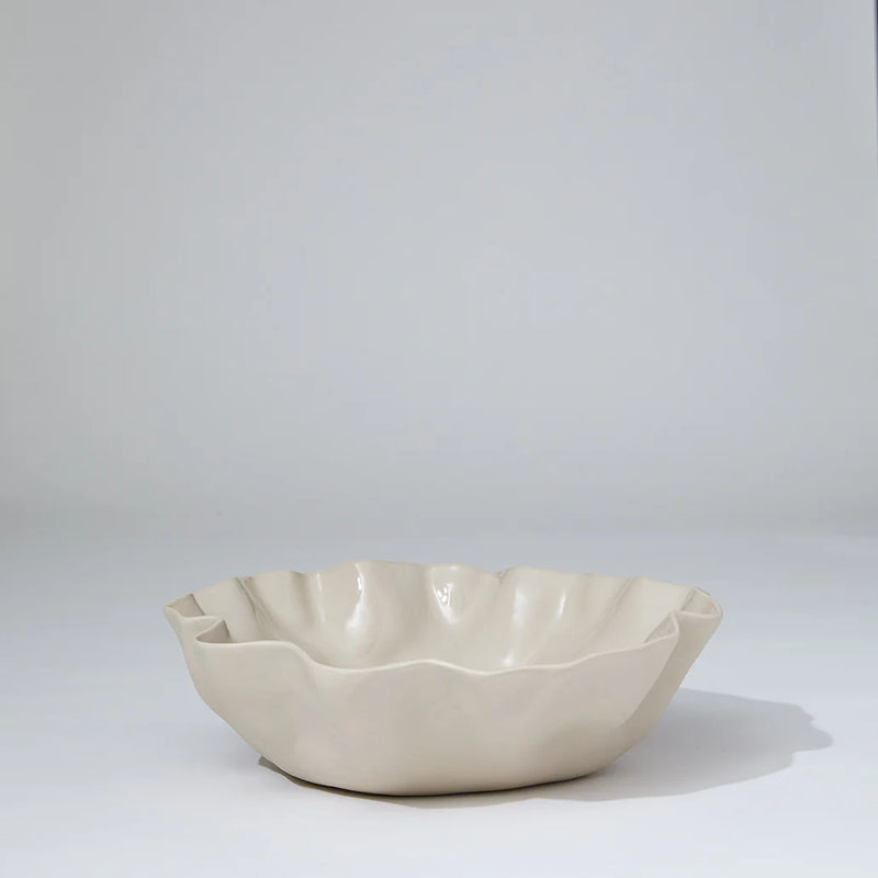 Ruffle Bowl Chalk White | L