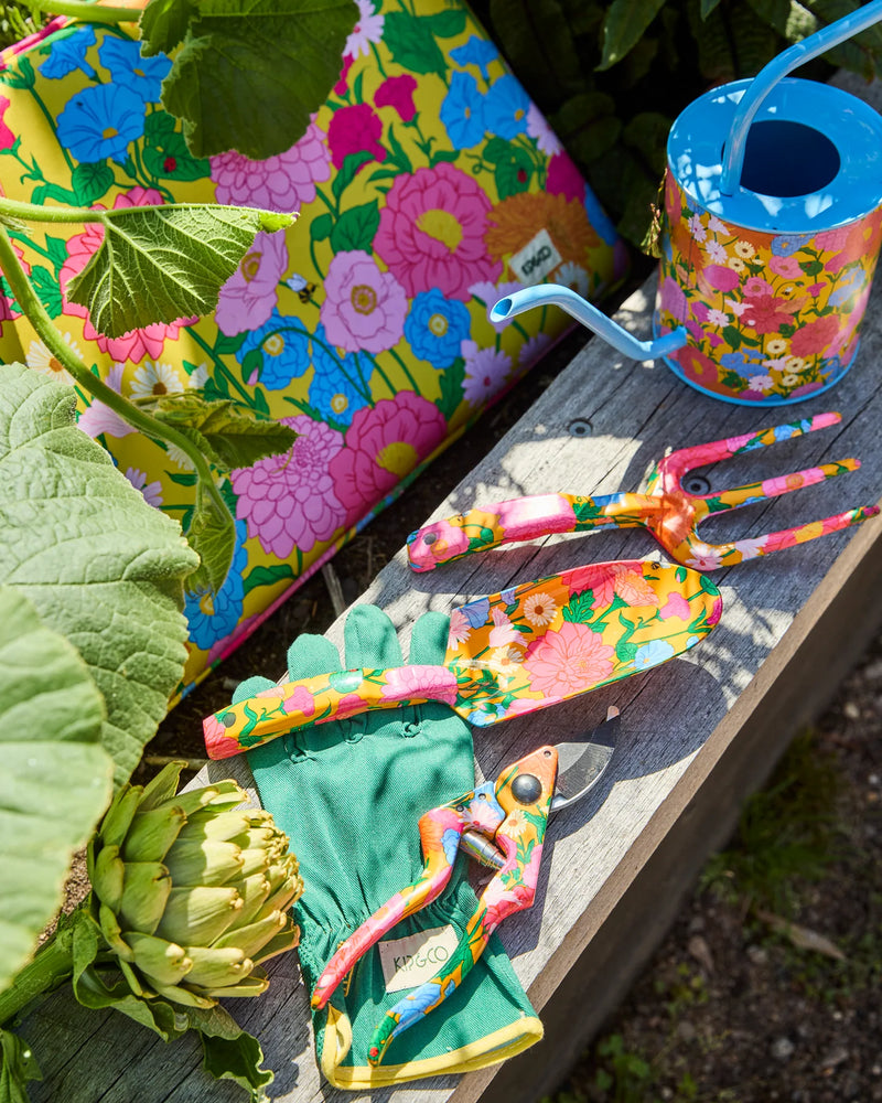 Follow The Sun Yellow Garden Tools and Gloves Set