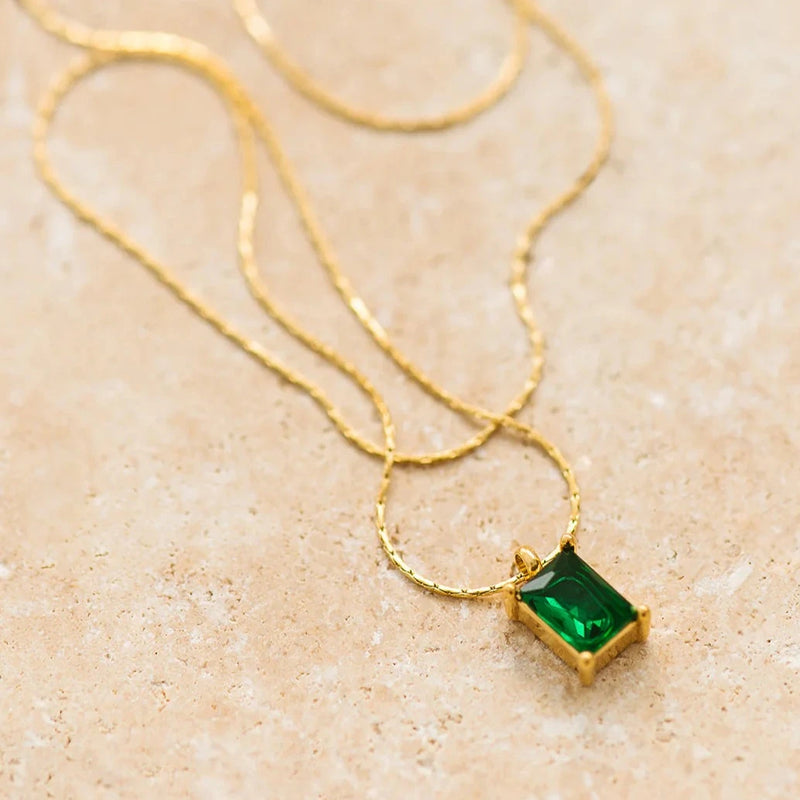 Gemstone Necklace (emerald)