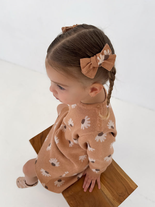 BOWS | HAZEL